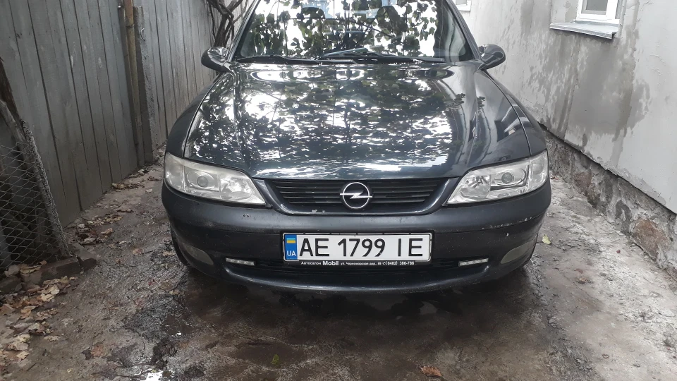Opel Vectra 4