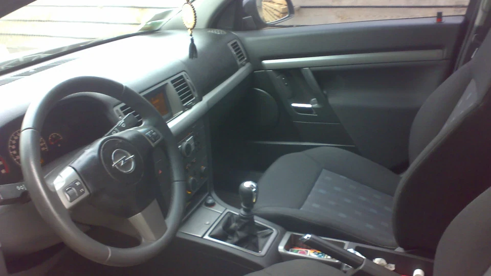 Opel Vectra 4