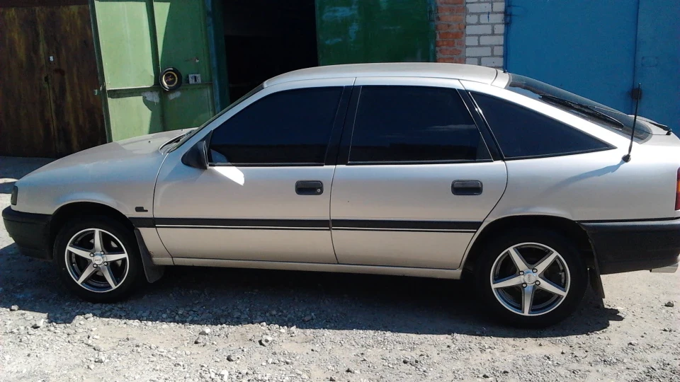 Opel Vectra 1.4nv 2