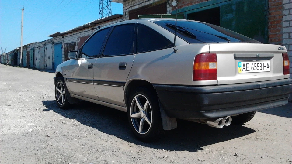 Opel Vectra 1.4nv 4