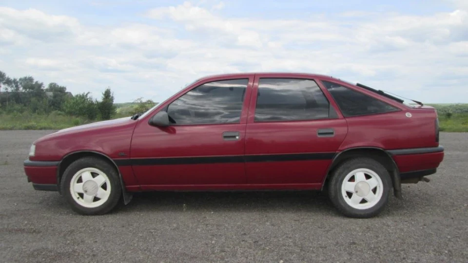 Opel Vectra 1.6 моноінжектор 2