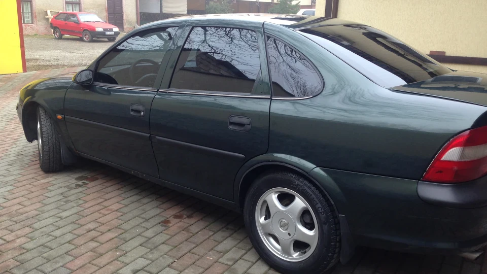 Opel Vectra 1.6 V16