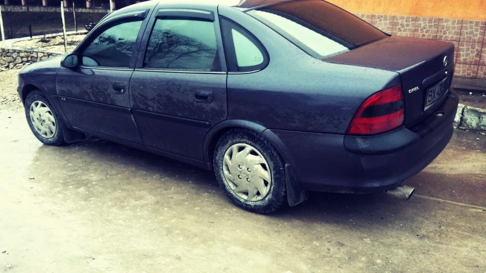Opel Vectra 1.6 Вєрка 5