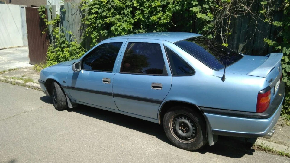 Opel Vectra 1.6i ClearSky 2