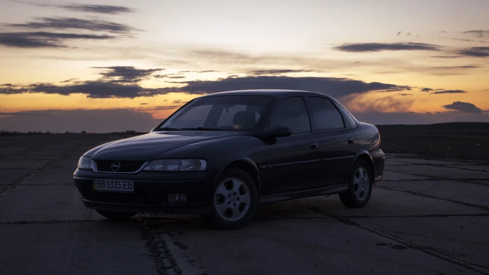 Opel Vectra 16V Sapphirine 4