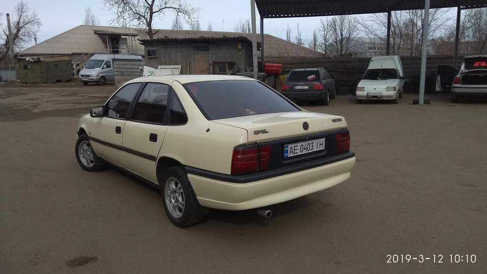 Opel Vectra 1.7 TD Isuzu 3