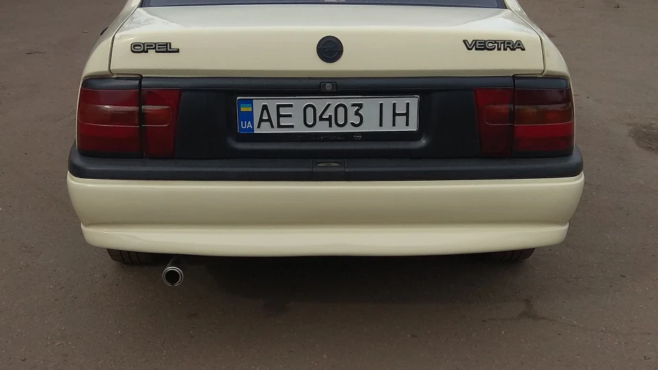 Opel Vectra 1.7 TD Isuzu 4