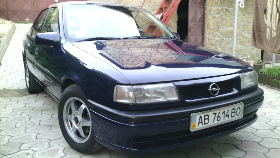 Opel Vectra 1.8 mono-veStra 4