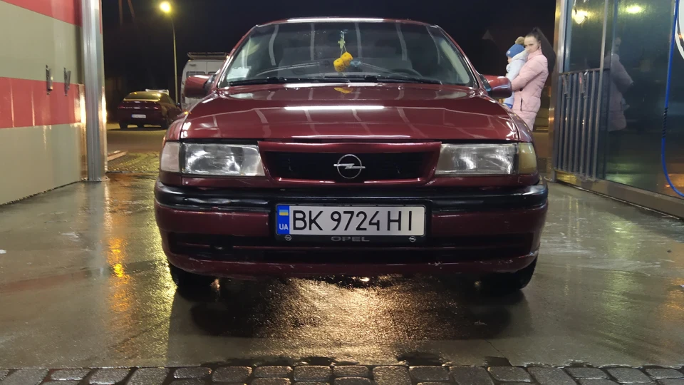 Opel Vectra 1.8 моно