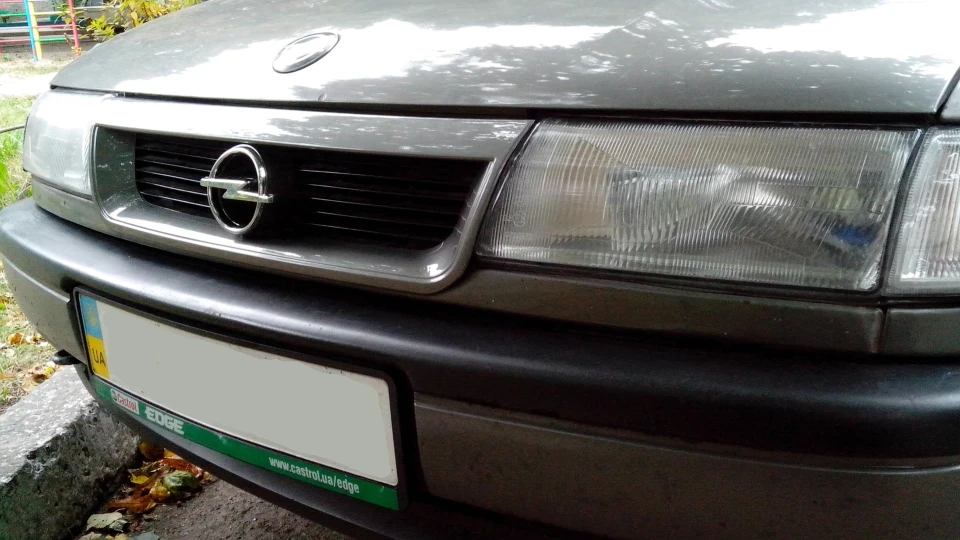 Opel Vectra 1.8 моноінжектор 2