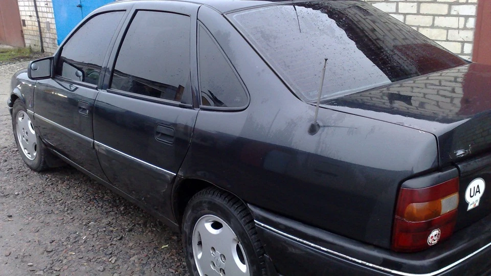 Opel Vectra 1.8 monospray 3