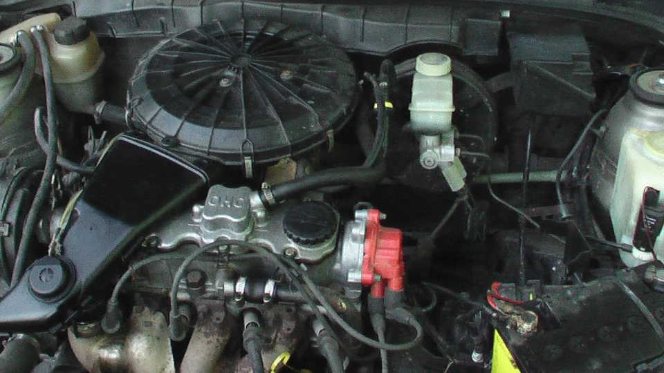 Opel Vectra 1.8 МТ GL 3