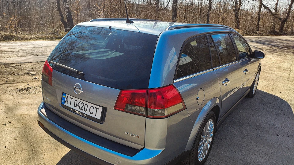 Opel Vectra 1.9 CDTI 110kW 3