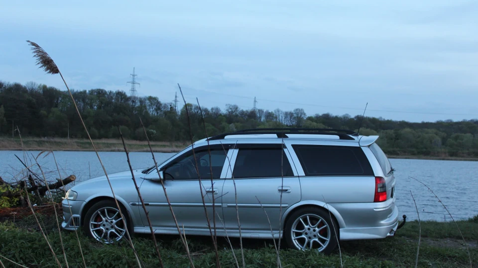 Opel Vectra 2.0 D IRMSCHER STYLING 2