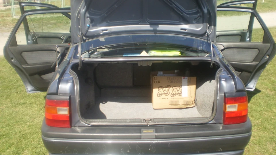 Opel Vectra 2.0 i 2