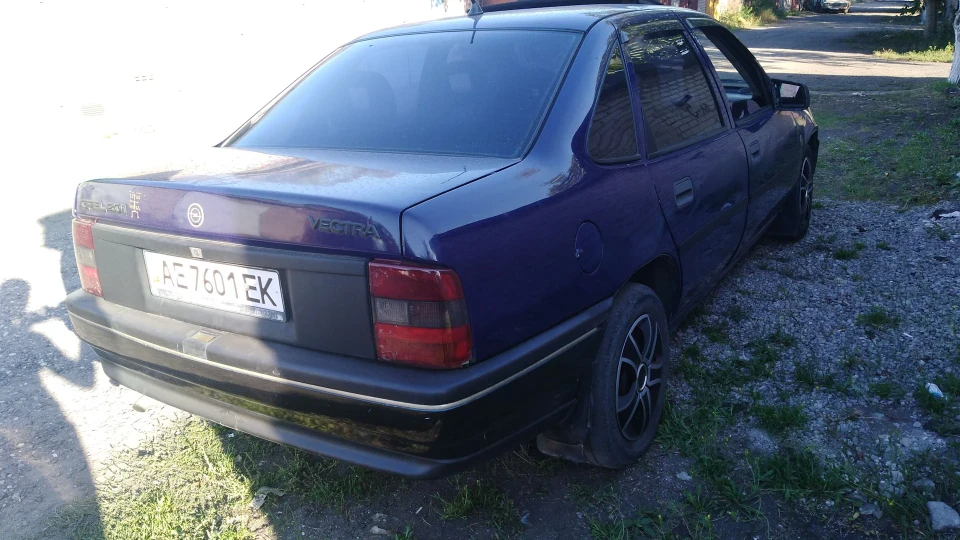 Opel Vectra 2.0 інжектор 115л.с