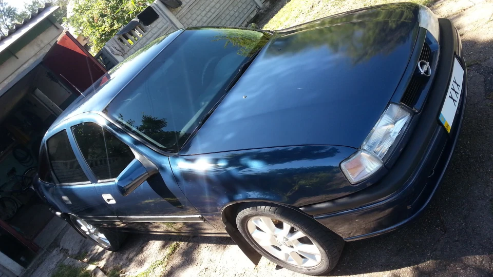 Opel Vectra 2.0 Мусек=) r16 4