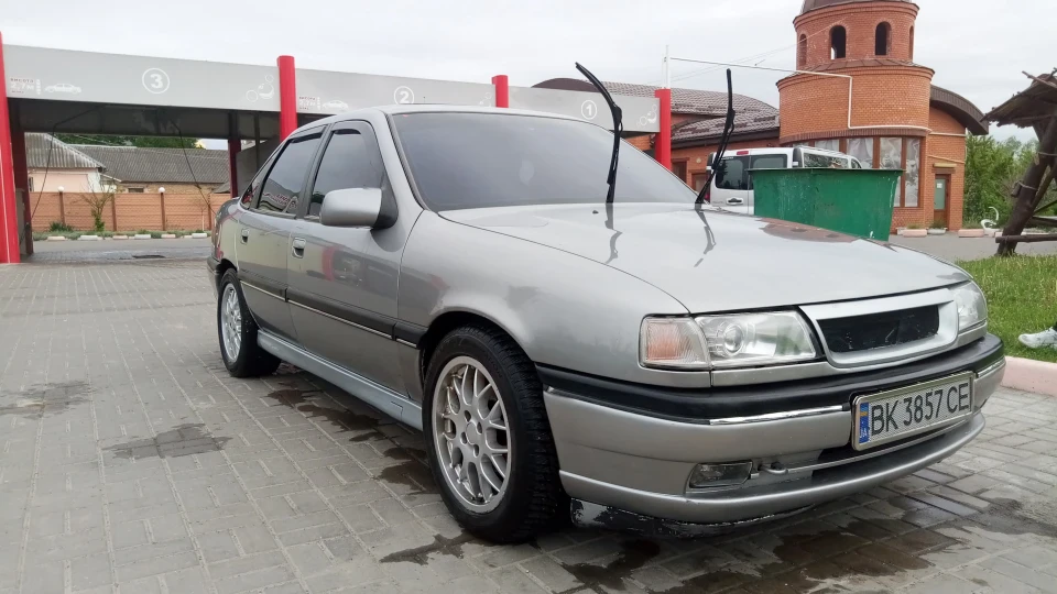Opel Vectra 2.0 сірий металік