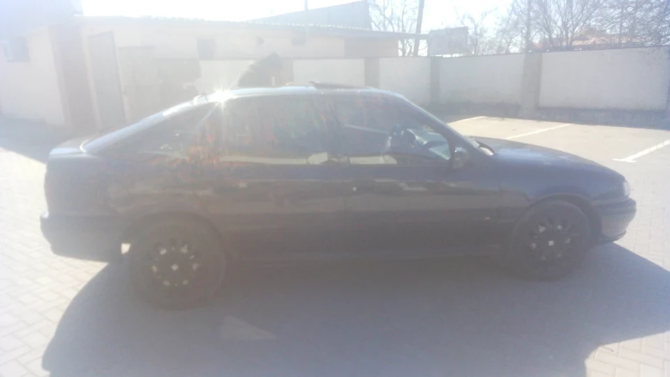 Opel Vectra 2.0 синій металік бензин 2
