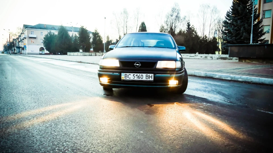 Opel Vectra 2.0 v16 Ева 3