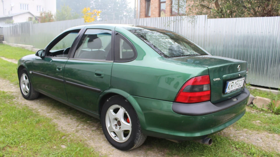 Opel Vectra 2.0 V16 3