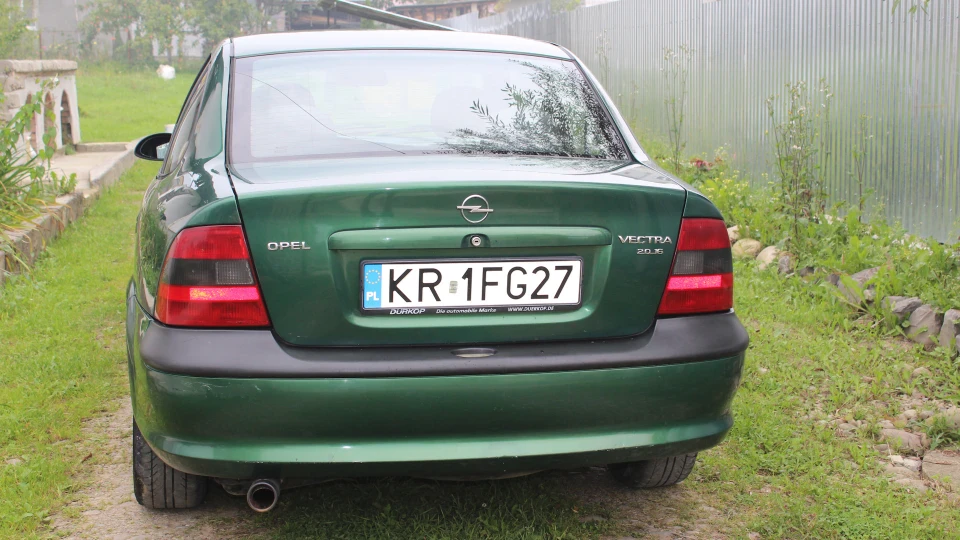 Opel Vectra 2.0 V16 4