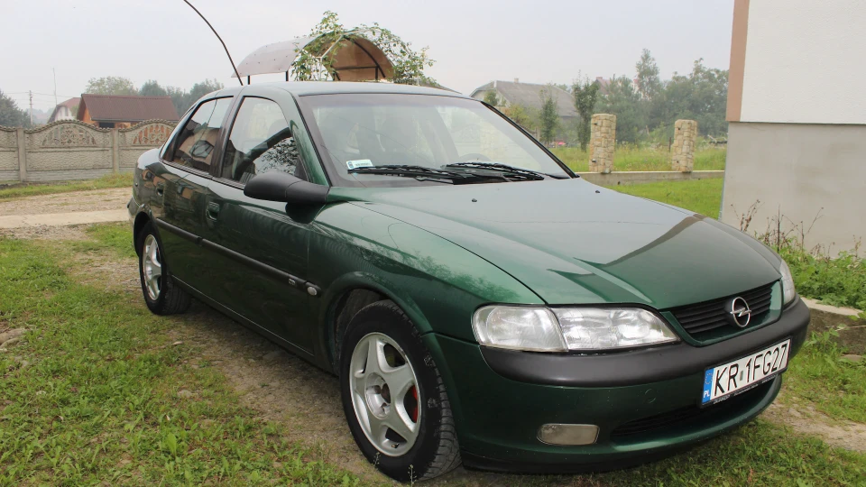 Opel Vectra 2.0 V16 5