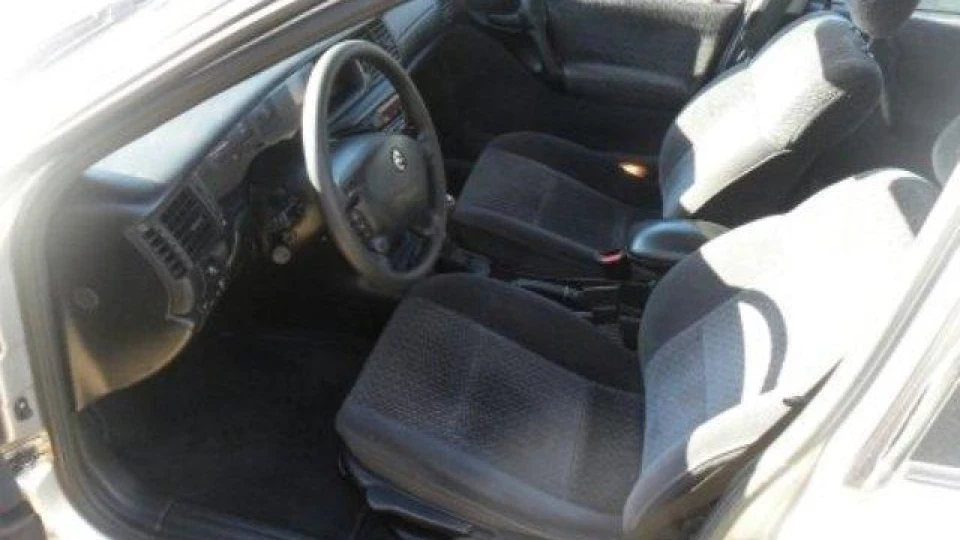 Opel Vectra 2.0 4
