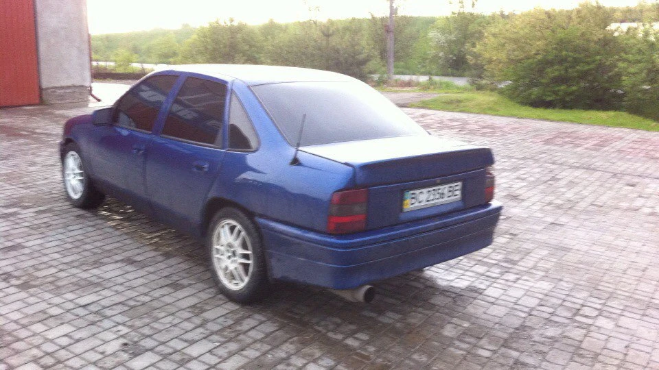Opel Vectra 2000 Arden blue digital 4