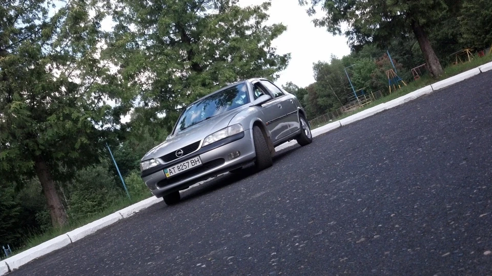 Opel Vectra 2.0і 16V 5