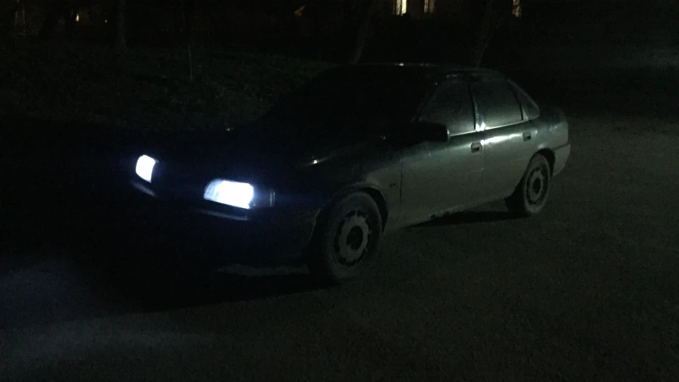 Opel Vectra 2.0i CDX 2