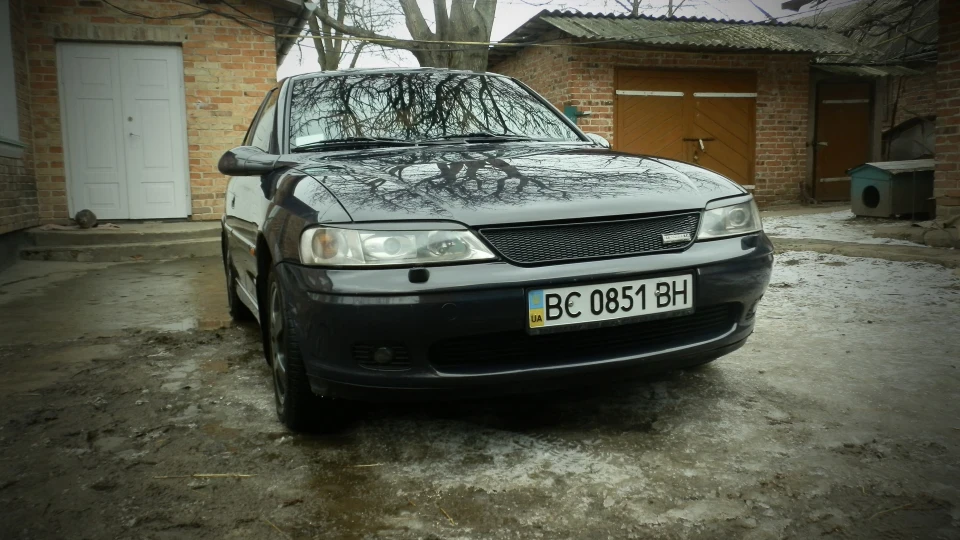 Opel Vectra 2.0i Сrazy Car 2