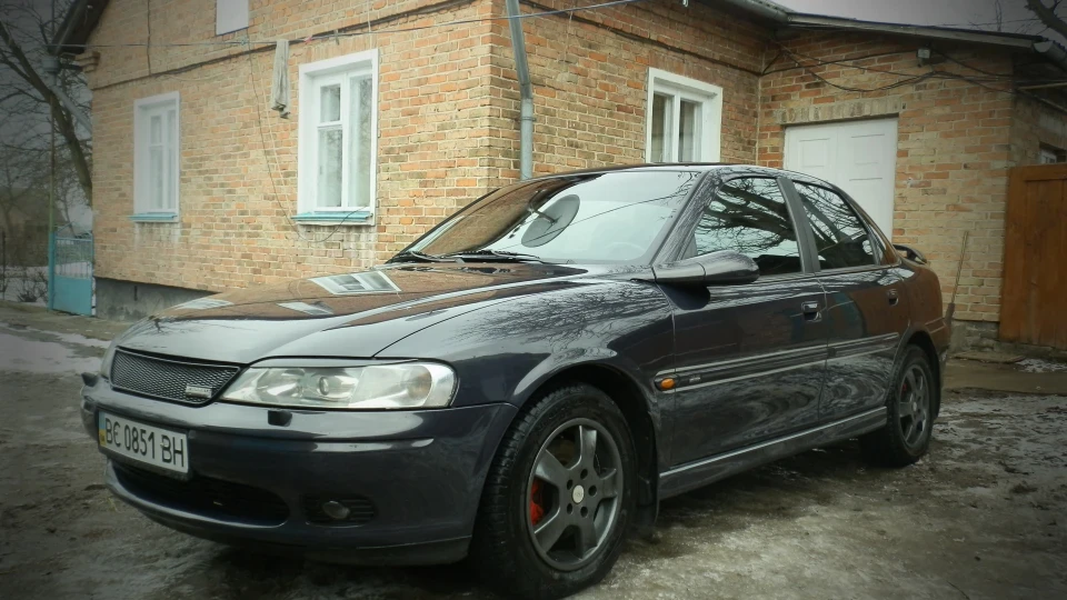 Opel Vectra 2.0i Сrazy Car 3