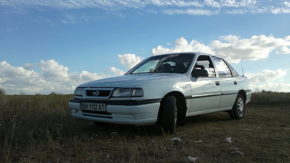 Opel Vectra 2.0i 3