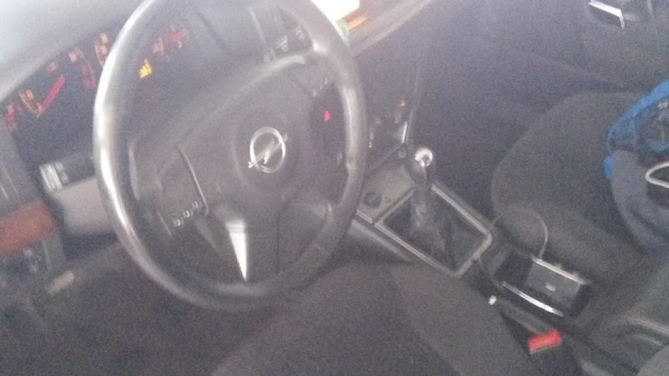 Opel Vectra 2.2 газ\бенз 4