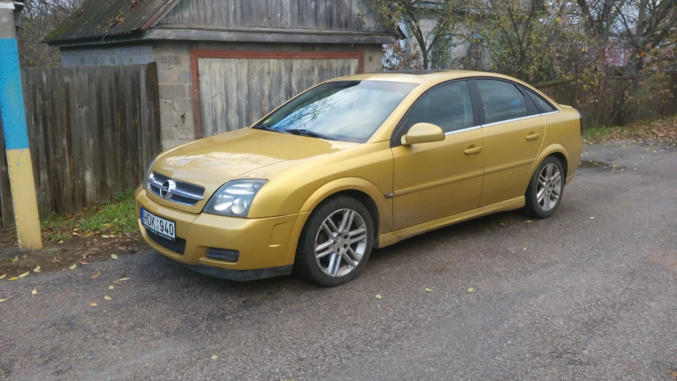 Opel Vectra 2.2 тди gts 3