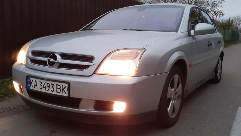 Opel Vectra 2.2 TDI 2