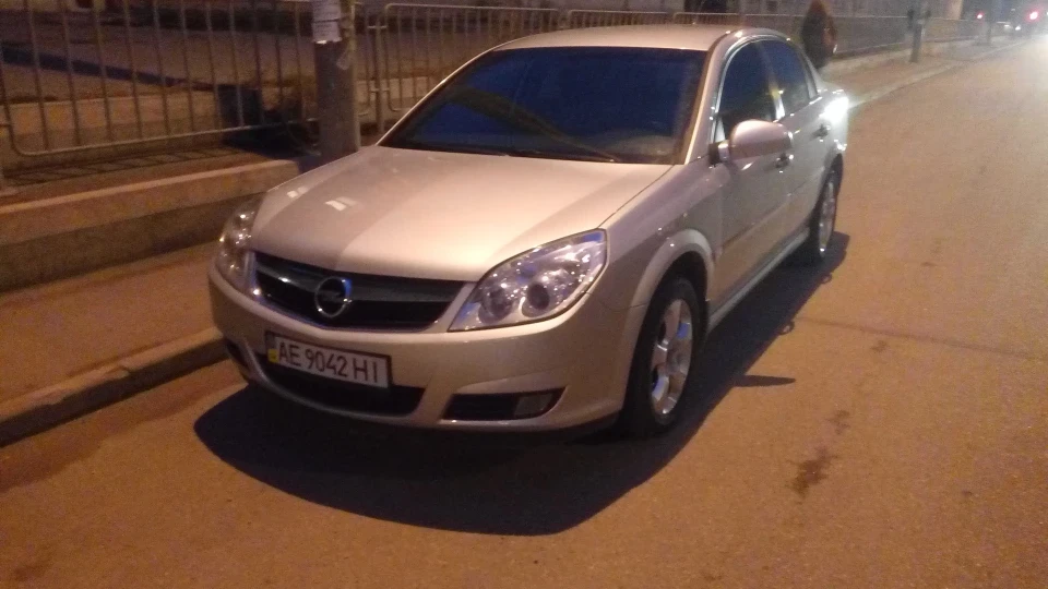 Opel Vectra 2.2 4