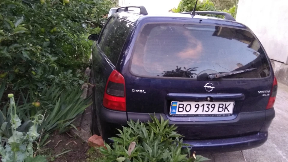 Opel Vectra 2,5v6 5