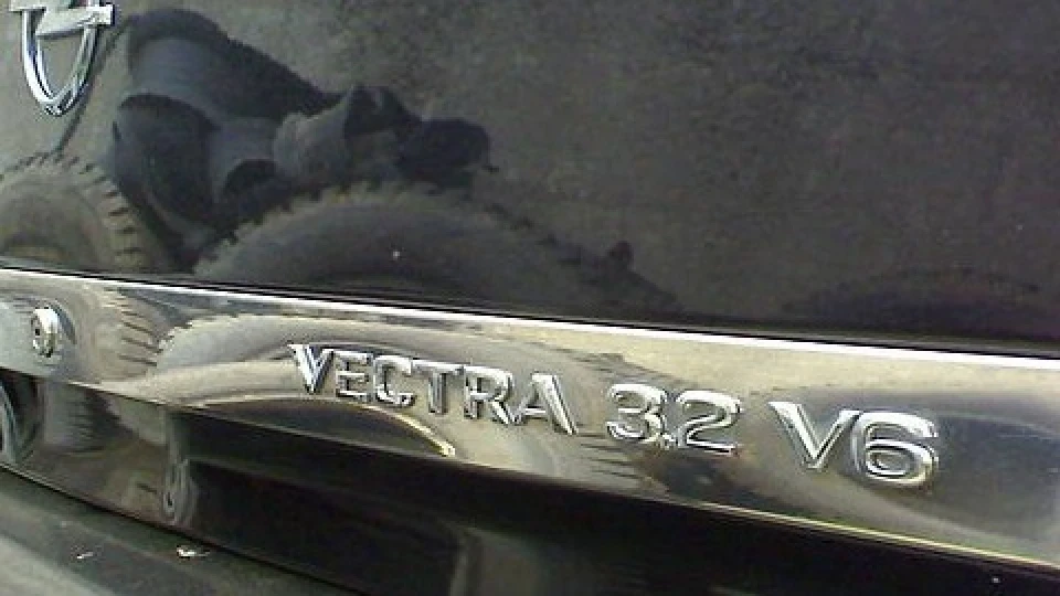 Opel Vectra 3.2 V6 3
