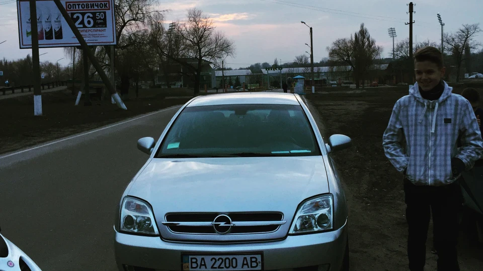 Opel Vectra 3,2 v6 3