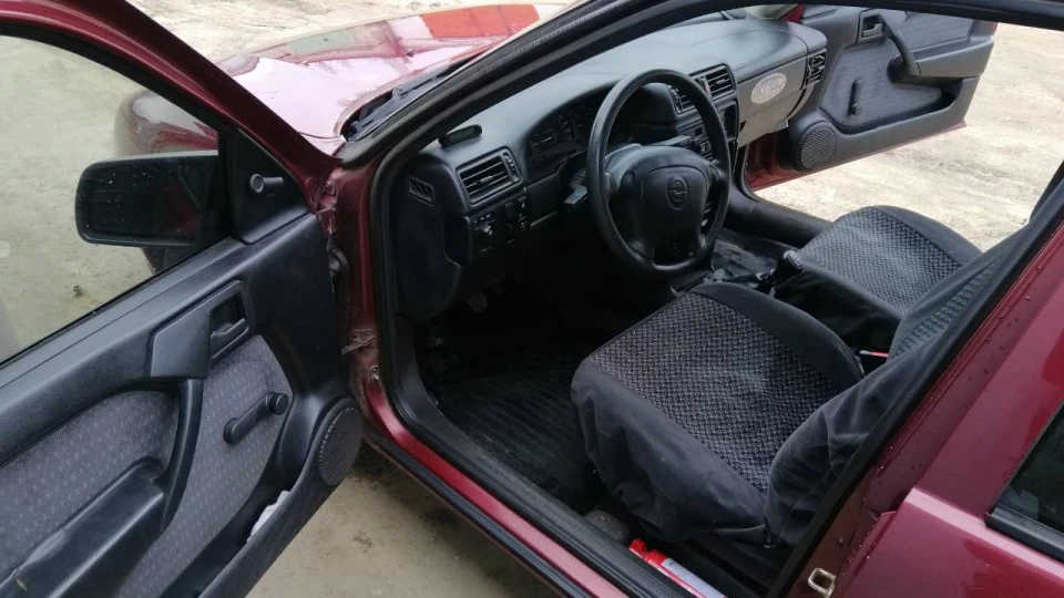 Opel Vectra А x16sz німець тихоня 4