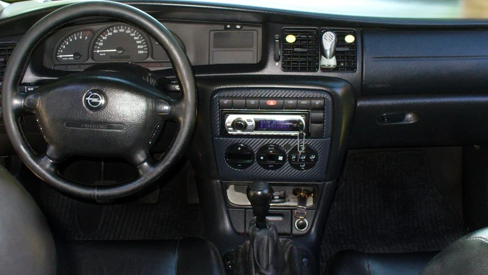 Opel Vectra B 100 3