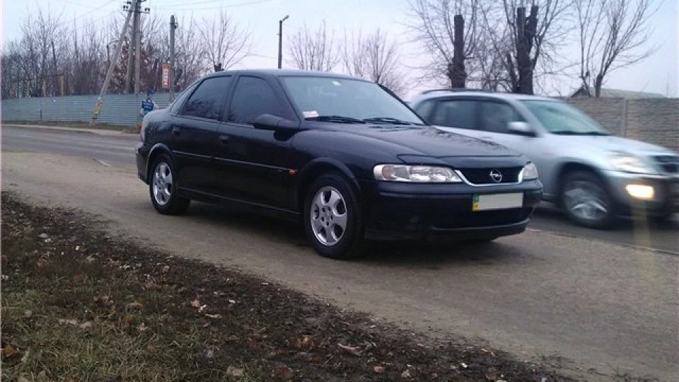 Opel Vectra B 2.0 XEV 2