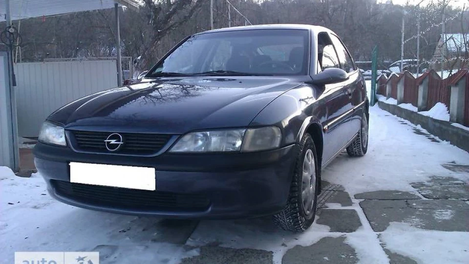 Opel Vectra Баклажан 1.6 Бензин 3