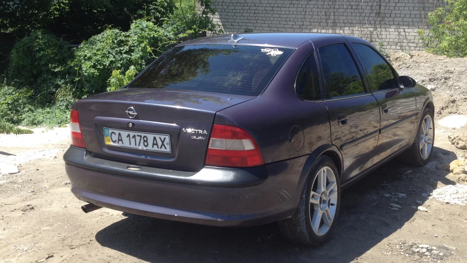 Opel Vectra Баклажан 5