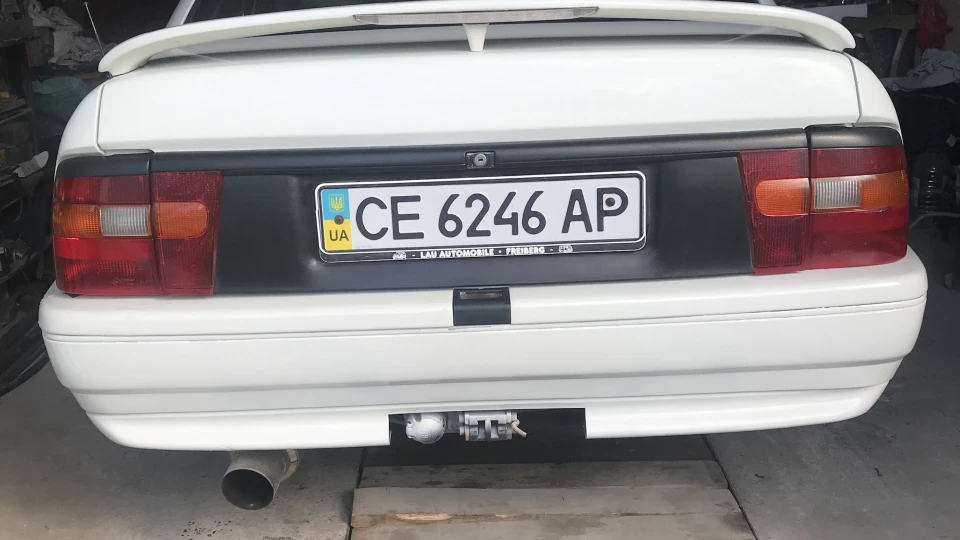 Opel Vectra Біла 4