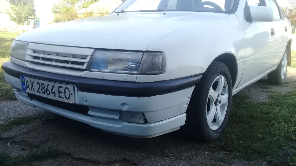 Opel Vectra Білий Мессер