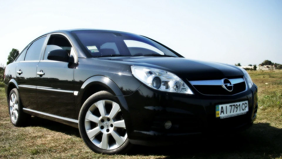 Opel Vectra Black 2.8 Turbo Bullet