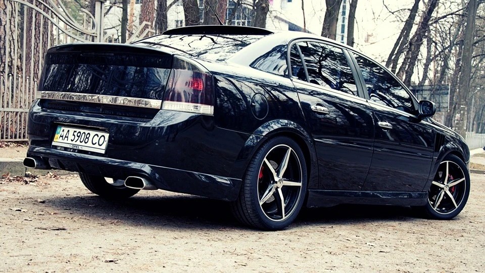 Opel Vectra «Black» 3